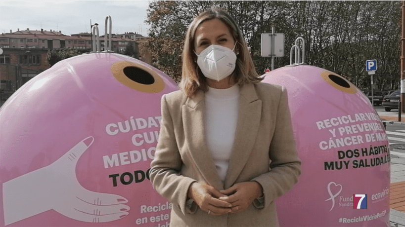 Barakaldo Se Suma A La Campana Recicla Vidrio Por Ellas Con La Instalacion De Dos Contenedores Rosas Tele7