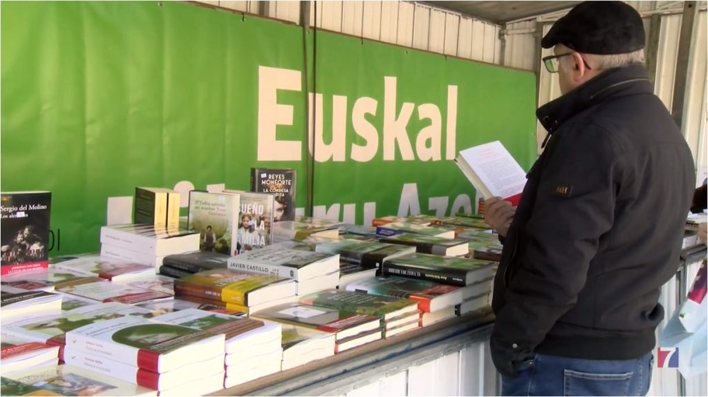 Arranca la Feria del Libro de Barakaldo con 24 expositores en la Herriko Plaza