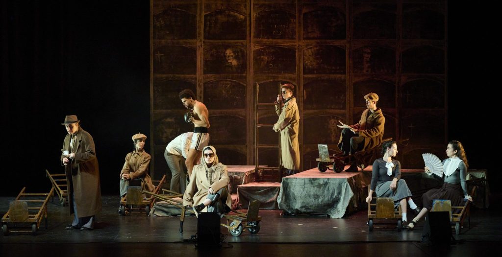 Dantzerti estrena en el Teatro Barakaldo “Gazteizko hondartzak” dirigida por Ximun Fuchs