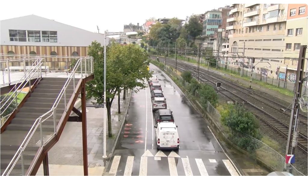 Santurtzi creará un centenar de aparcamientos junto a las vías del tren