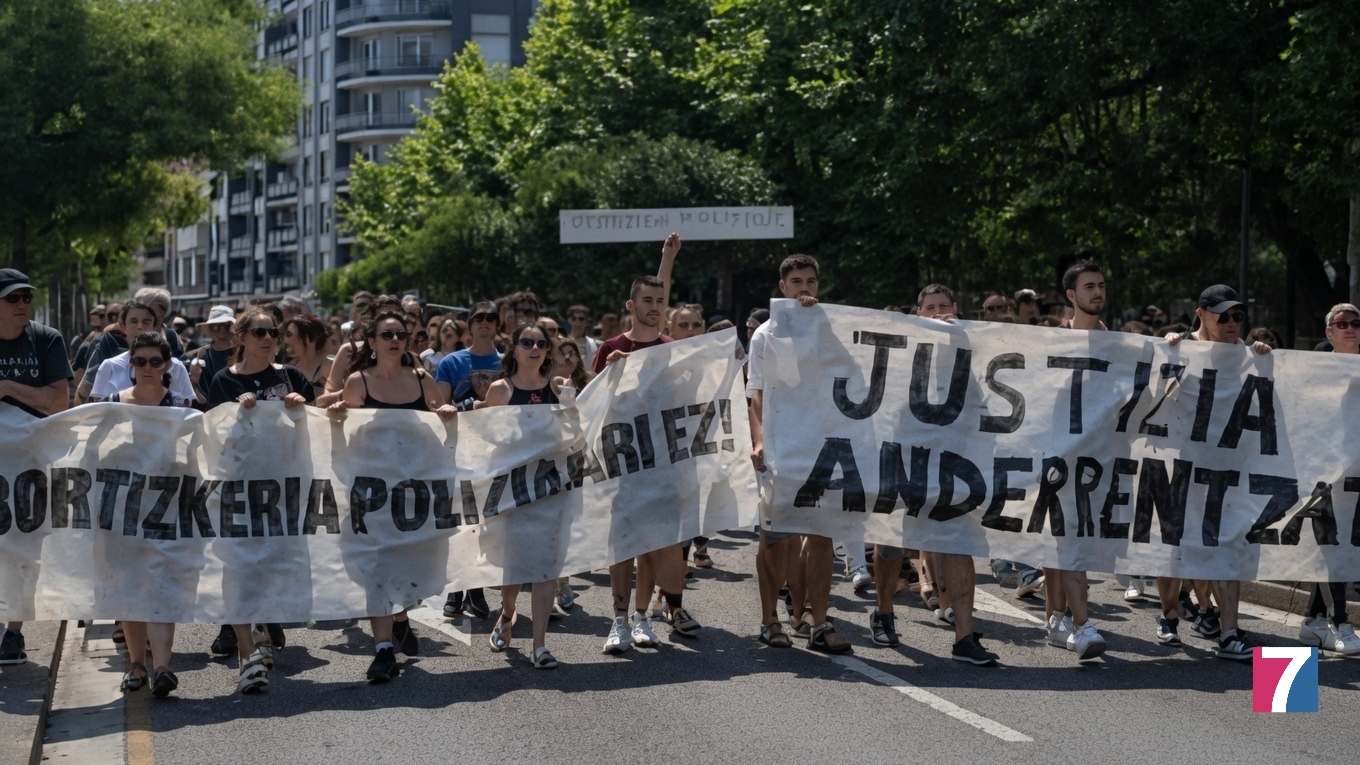 Manifestación para condenar la muerte de un joven de Santurtzi tras una actuación policial
